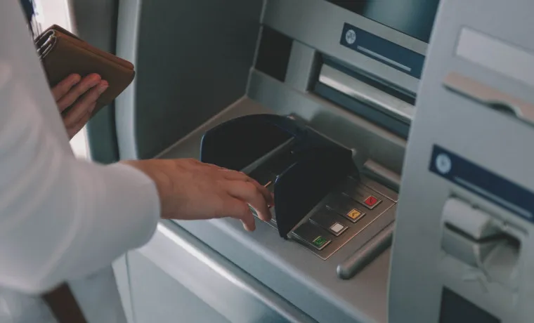 ЦБ заявил о необходимости усилить контроль за пополнением карт через банкоматы 