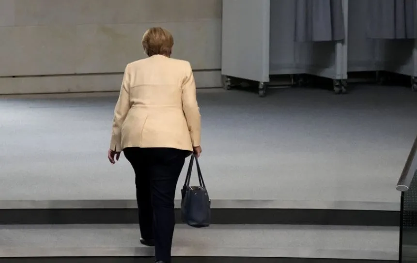 В Германии начались самые непредсказуемые выборы 