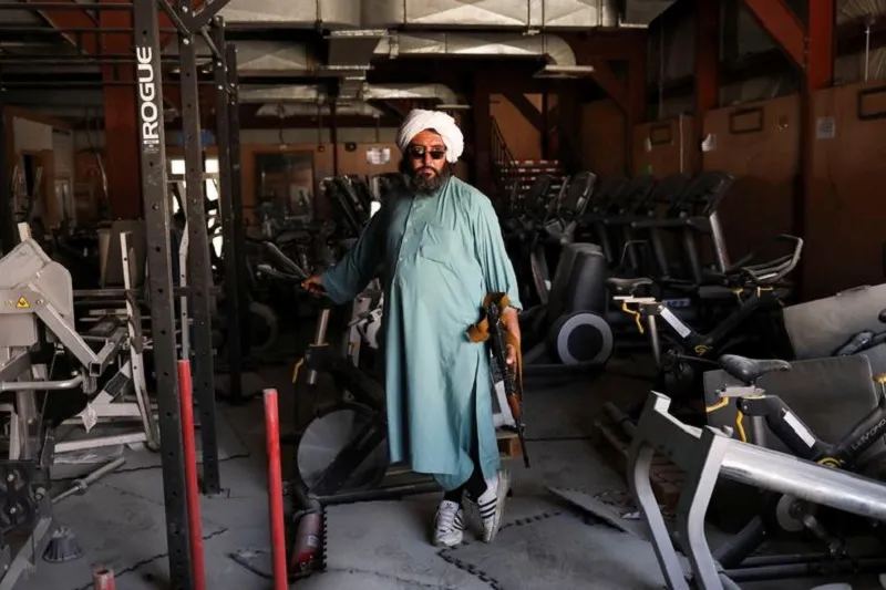 Талибы* рассказали, почему вернут смертные казни и отрубание конечностей
