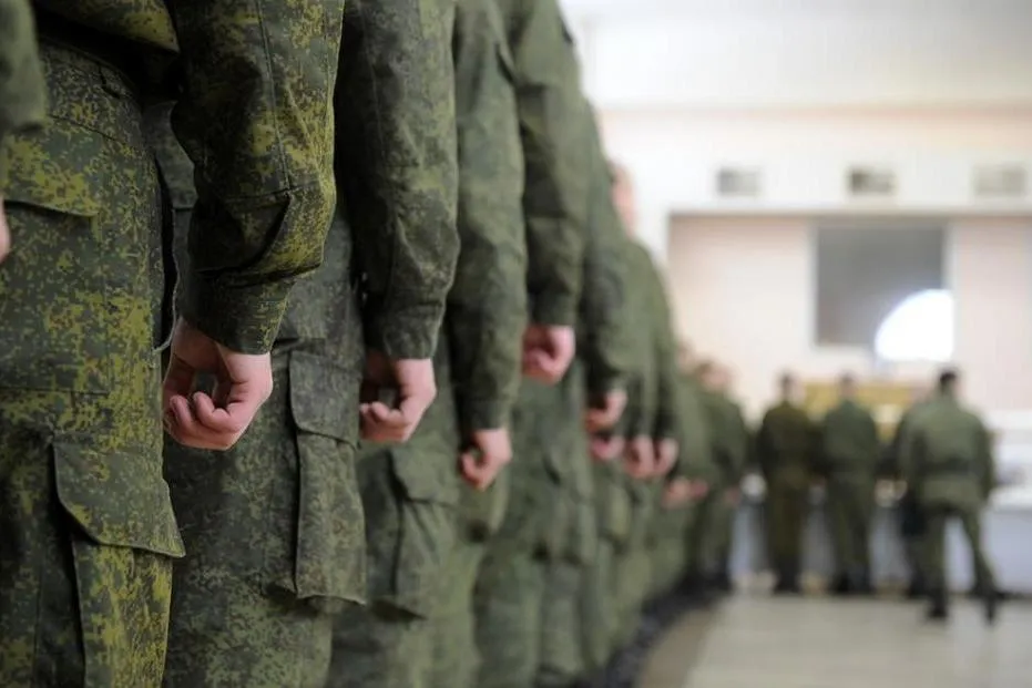 На Украине обвиняют военных комиссаров Крыма в организации призывной кампании 