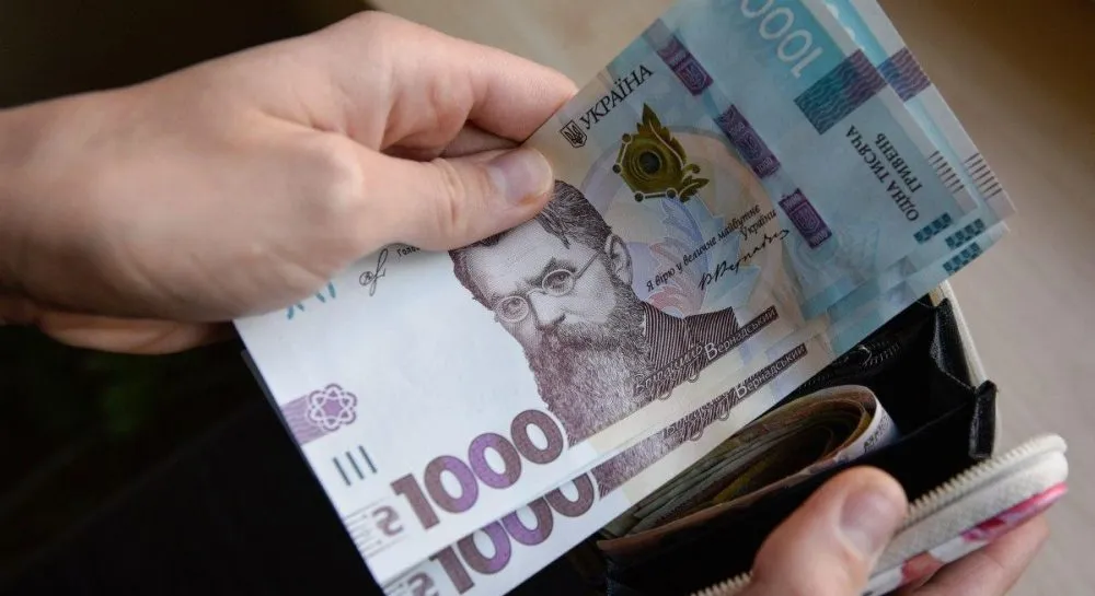 На Украине предупредили, что каждый житель страны в 2022 году заплатит 14 тыс. гривен