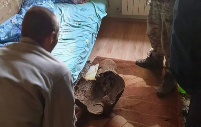 Крымчанин держал под кроватью частично сработавшую бомбу