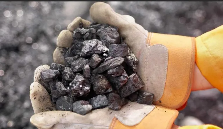 Славянская ТЭС остановлена на Украине из-за нехватки угля 