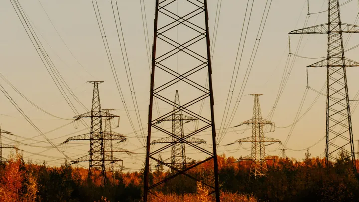 Украина вновь покупает электричество у "страны-агрессора"