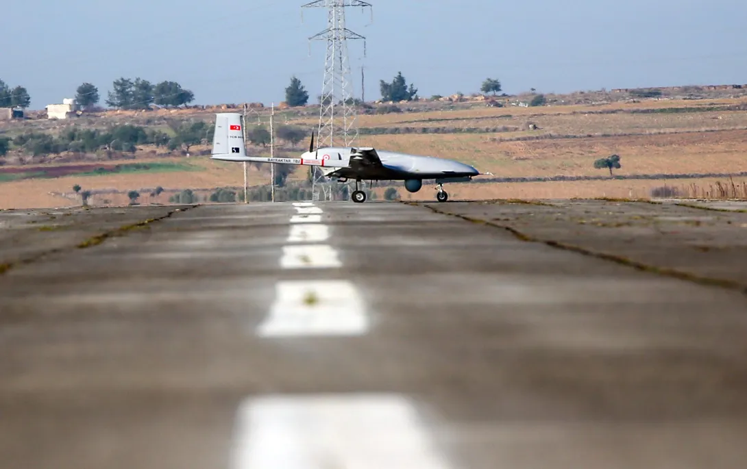 Экс-командующий ВВС ЧФ: Украина может запустить «Байрактар» над Крымом