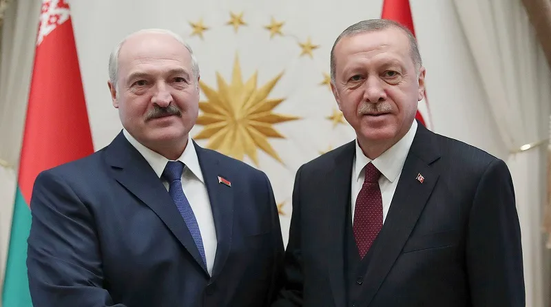 Турецкий пример заразителен: Лукашенко активно копирует манеры Эрдогана