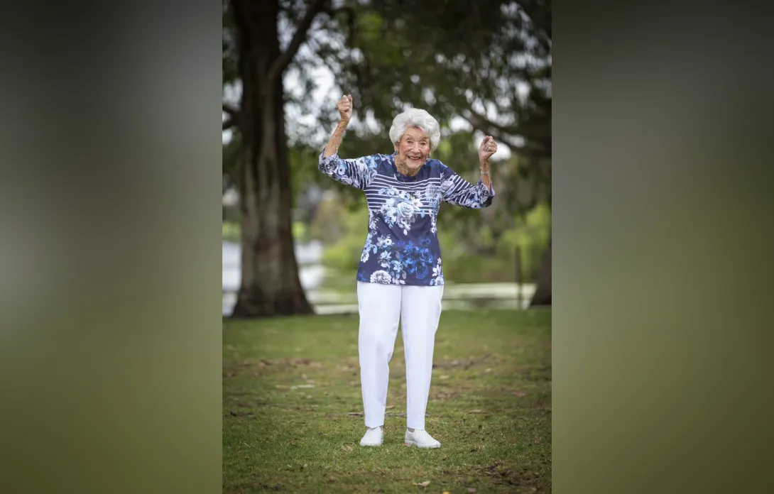 Женщина уверена, что именно любимый напиток помог ей дожить до 107 лет