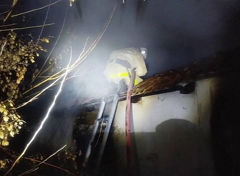 На пожаре в крымском селе обнаружили труп