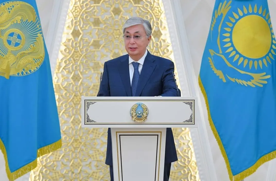 Президент Казахстана после беспорядков «обидел» крупных чиновников зарплатой