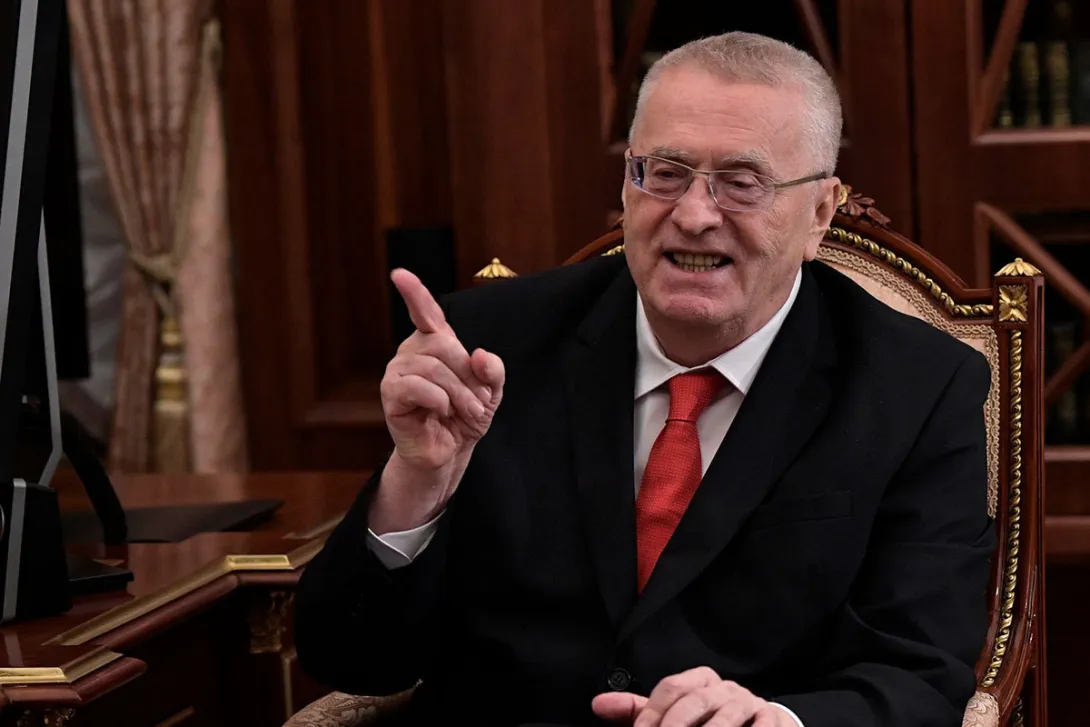 Жириновский рассказал о планах принять закон о 13-й пенсии и повысить МРОТ. 