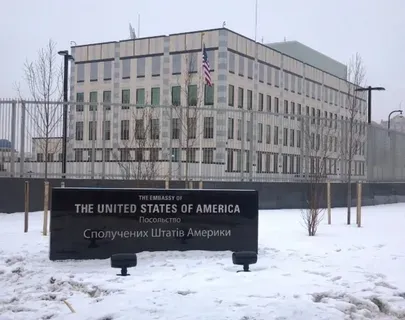 Посольство США в Киеве запросило у Госдепартамента разрешение персоналу уехать из Украины