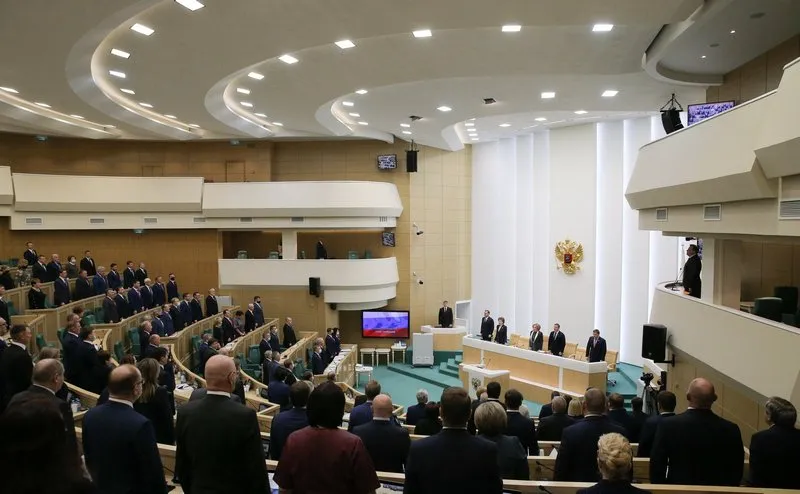Матвиенко требует химическую кастрацию, Турчак физическую, Россель — расстрелять