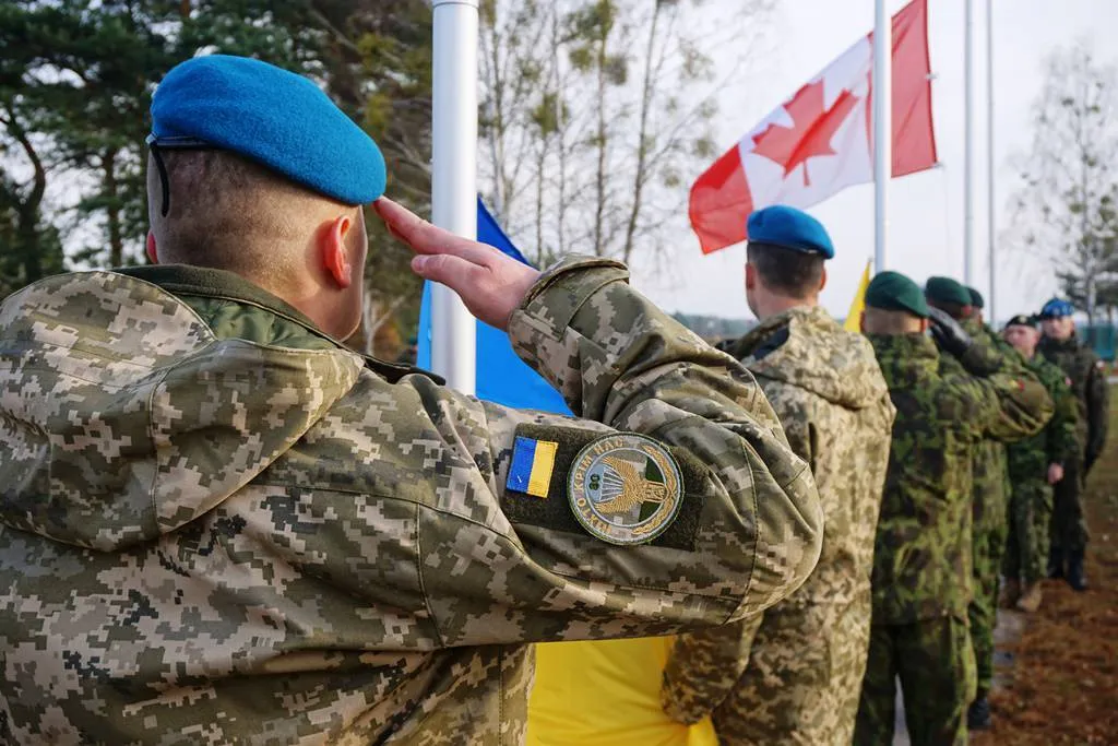 На Украине передислоцировали канадские войска