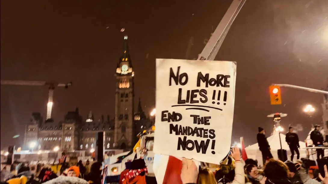 Протестующие канадцы довели ситуацию до чрезвычайного положения