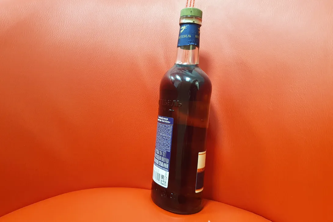 Продавец не отказывала севастопольским детям в выпивке, за что и поплатилась