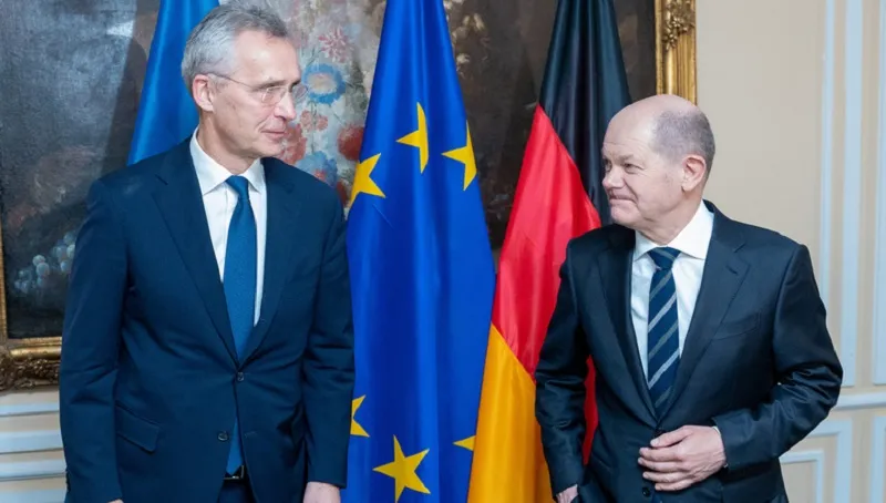 Генсек НАТО и канцлер Германии дали оценку словам о геноциде в Донбассе