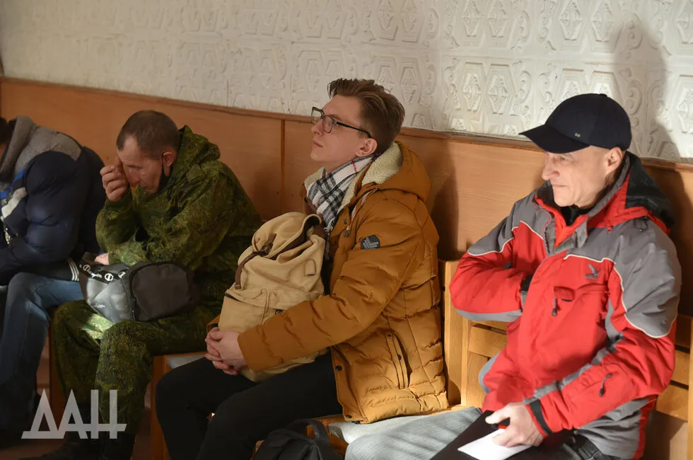 Глава ДНР постановил осуществить призыв на военную службу граждан 1995-2004 годов рождения