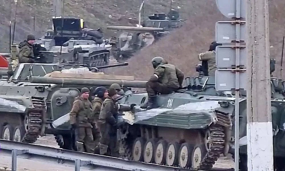 Минобороны заявило о блокировании Херсона и Бердянска российскими военными