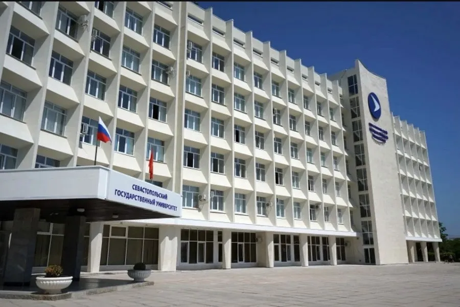 Севастополь даст высшее образование изгнанным из Европы студентам