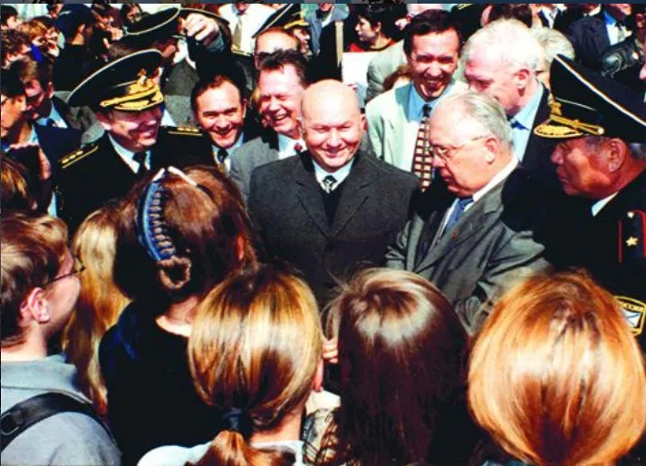 Севастополь готов увековечить память мэра Москвы