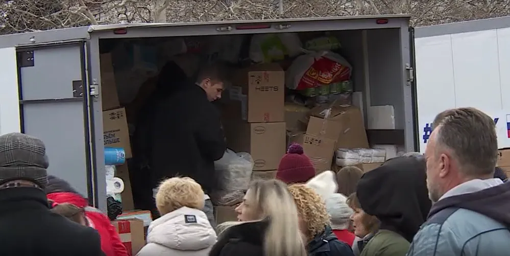 Севастополь собрал 10 тонн гуманитарки для жителей Донбасса