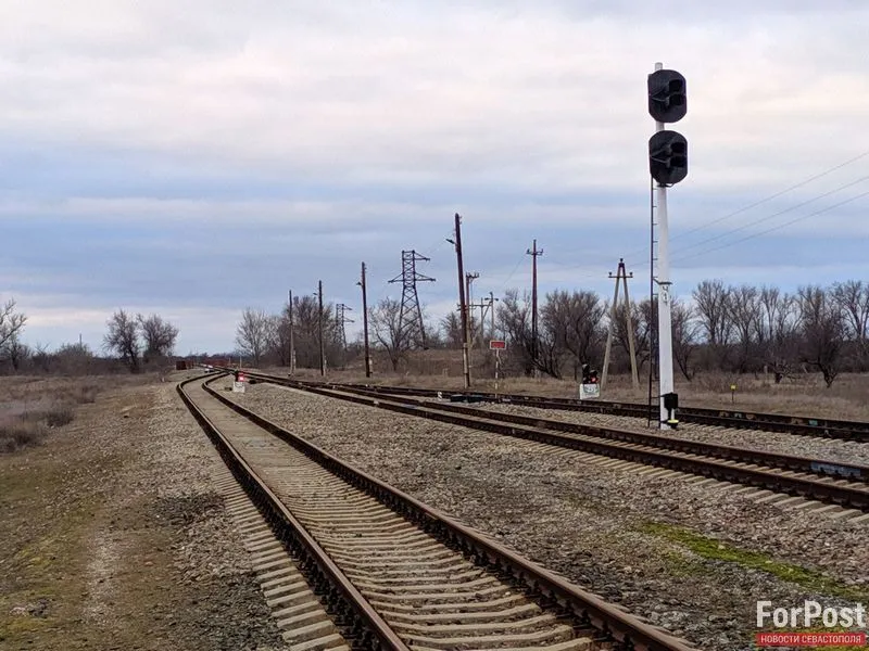 Крым и Херсонскую область снова соединили железной дорогой