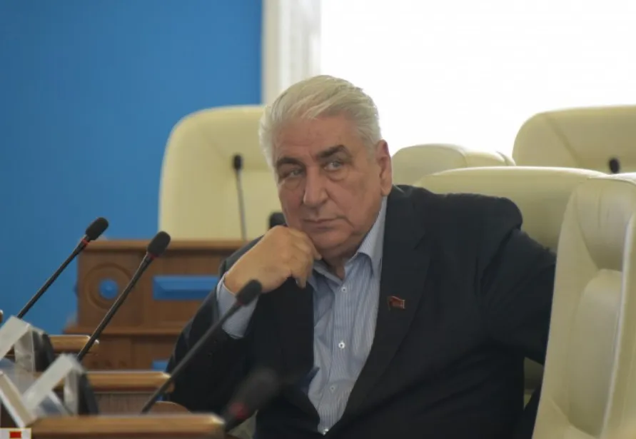 Депутаты Севастополя избежали позора
