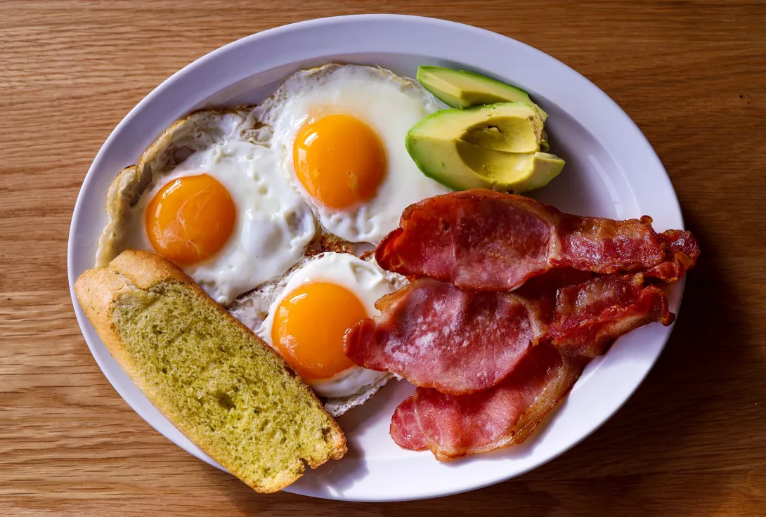 Учёные рассказали об ошибках во время завтрака, которые сокращают жизнь 