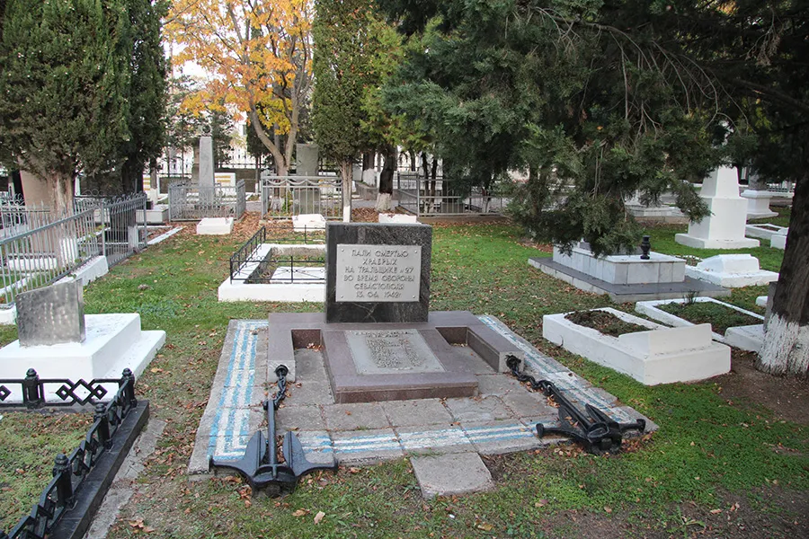 В Севастополе расширят права умерших чиновников
