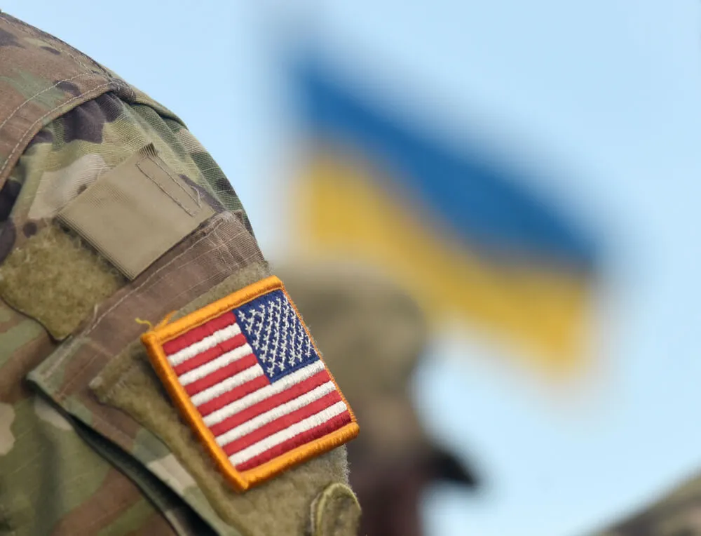 Politico: прошедшие военную подготовку американцы участвуют в боях на Украине 