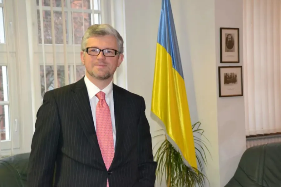 Украинский посол обозвал канцлера ФРГ ливерной колбасой
