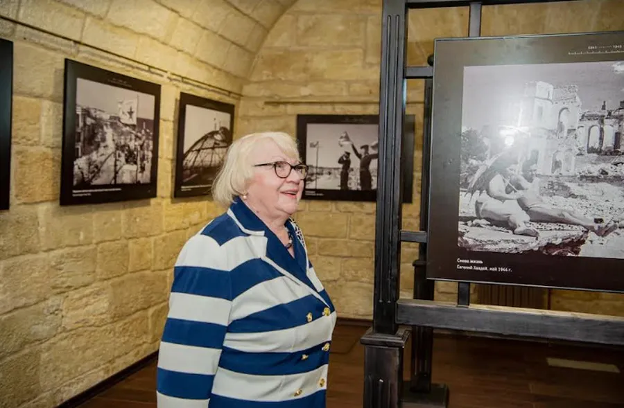 Дочь легендарного Евгения Халдея рассказала о военных фотографах прошлого и настоящего