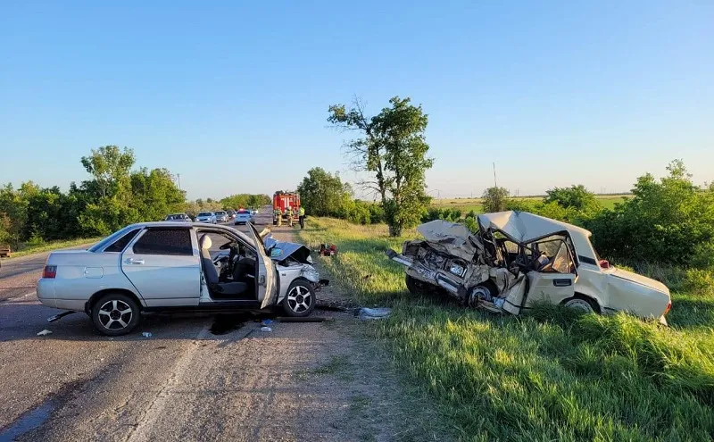 На севере Крыма в смертельном ДТП столкнулись два автомобиля «ВАЗ»