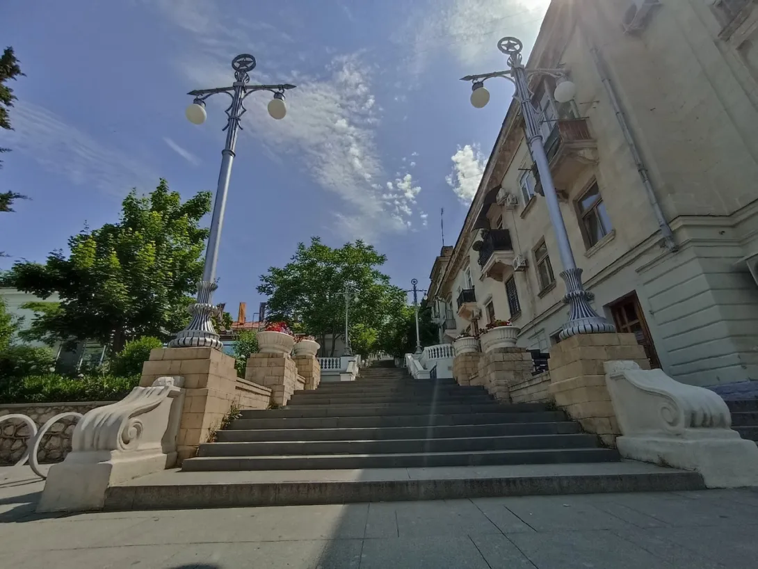В Севастополе повторно восстановят Таврическую лестницу 
