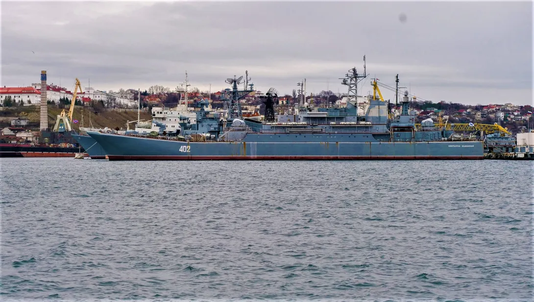 Оставшиеся в Севастополе украинские корабли утилизируют 