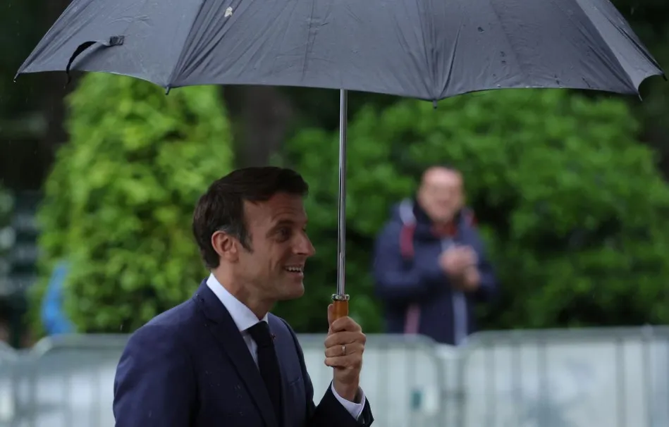 Выборы во Франции стали провалом для президента Макрона