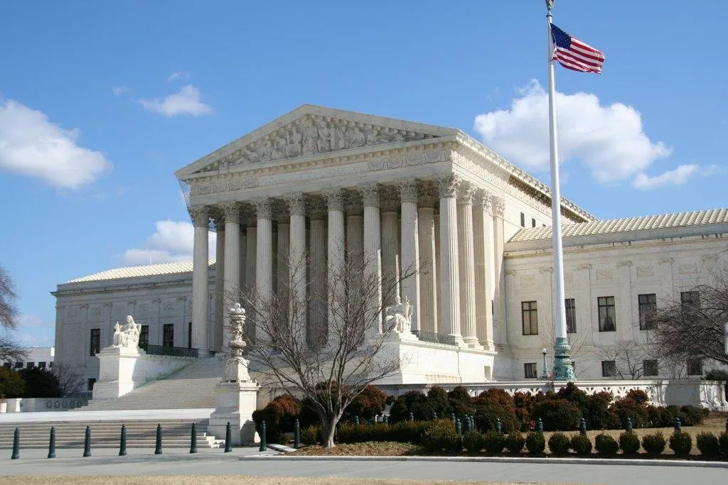 Верховный суд США отменил постановление о конституционных правах на аборт
