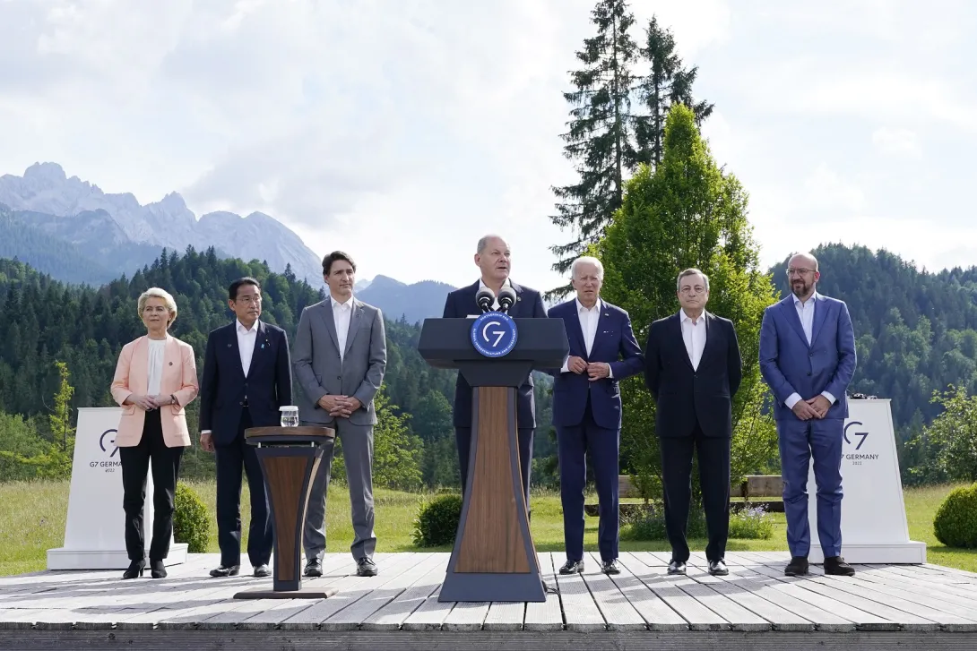 «США застряли в прошлом»: как G7 показала свою несостоятельность