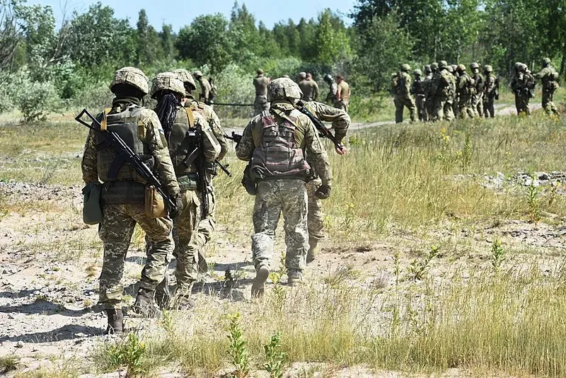 Военнослужащая ВСУ пожаловалась на враждебное отношение со стороны жителей Донбасса