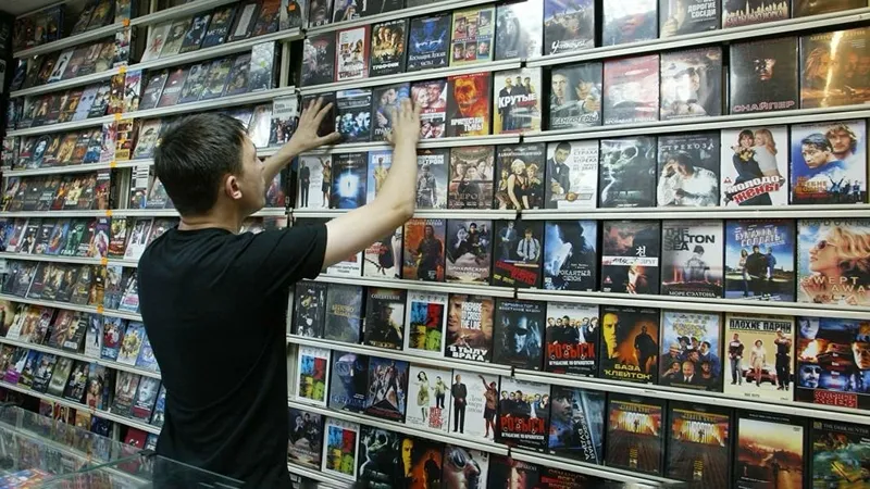 Почему россияне стали массово скупать DVD-диски и винил