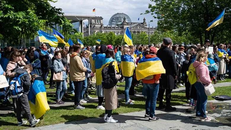 Мы лишились наших женщин и детей– Карасев о нюансах украинской евроинтеграции