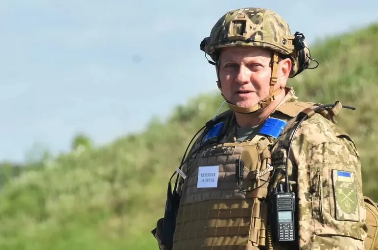 Главком ВСУ рассказал о тяжелом положении армии Украины