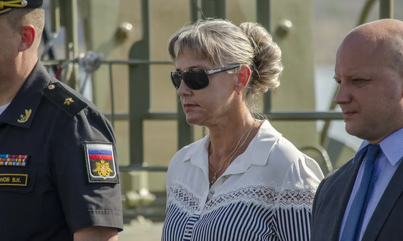 Жена погибшего на Украине замкомандующего ЧФ обратилась к военнослужащим в Севастополе
