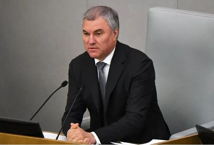 Володин заявил, что трибунал над украинскими боевиками ждут все, кроме Зеленского