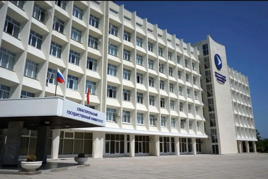 Севастопольский студент не пойдет под суд за взятку преподавателю 