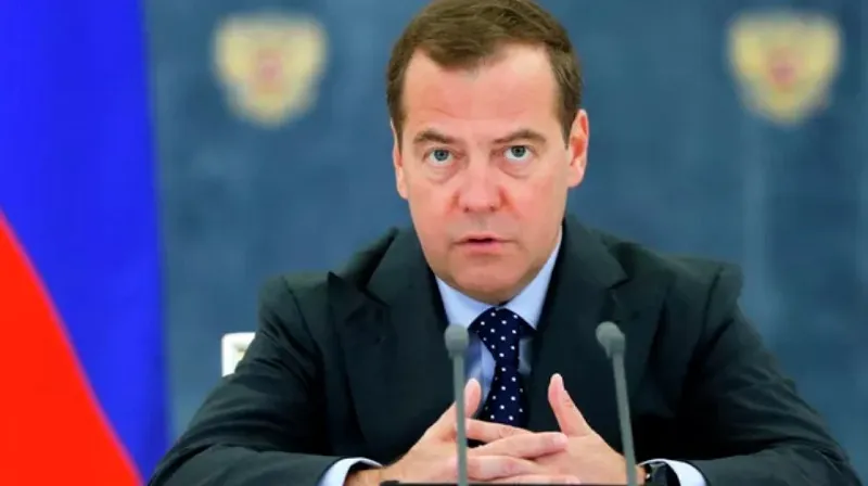 «Европейские начальнички» достали Медведева «своим русофобским кудахтаньем»