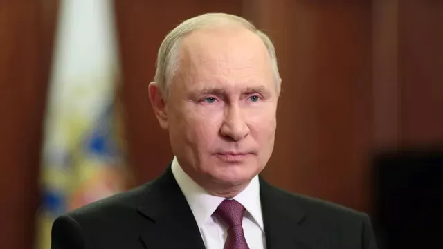 В Кремле рассказали, как будут принимать решение о поездке Путина на G20