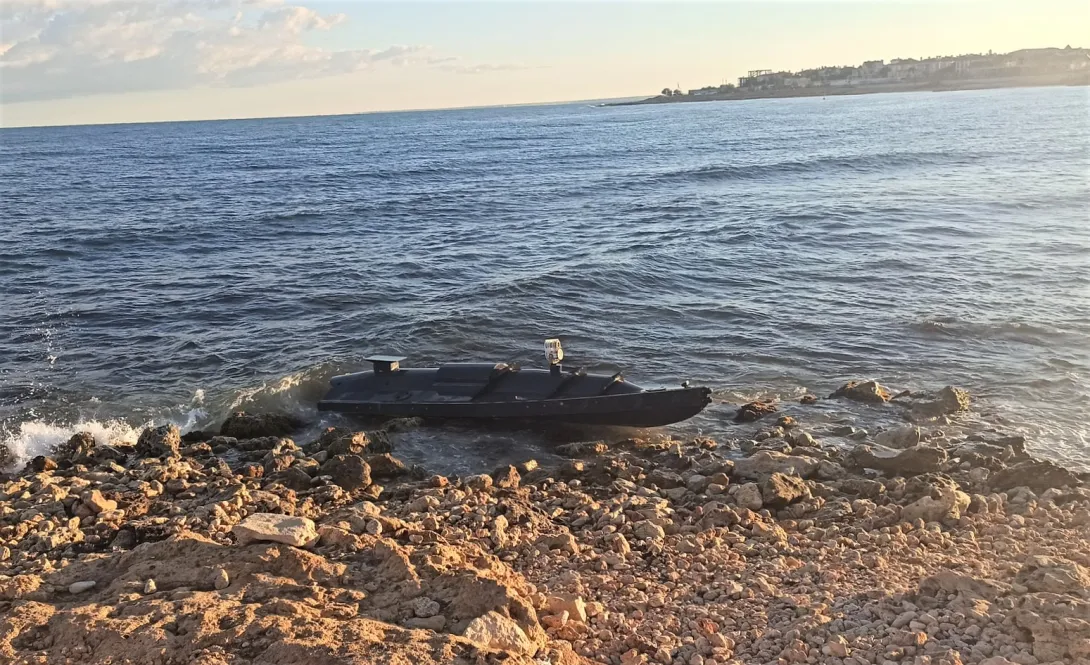 В акватории Севастополя уничтожен вражеский плавающий дрон