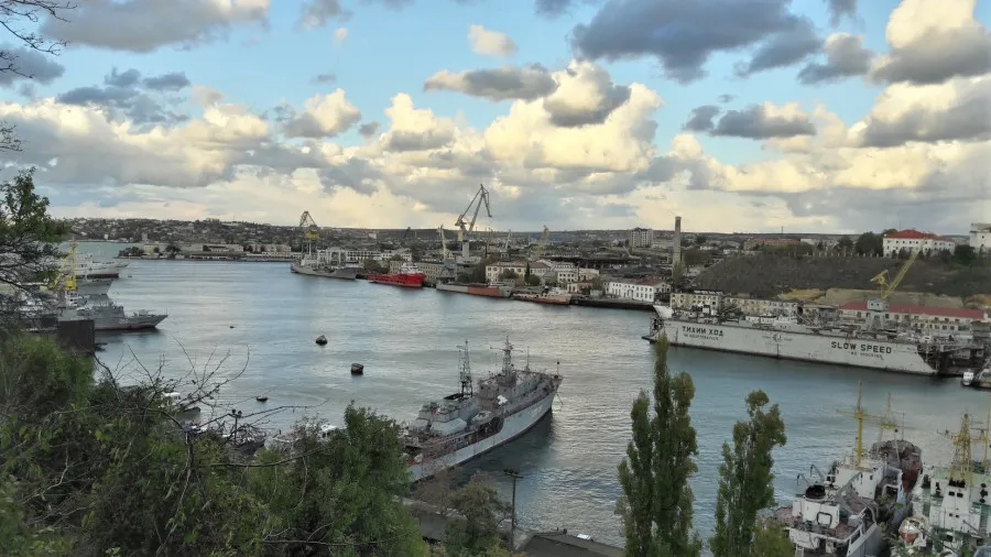 Севастополец был уволен со спасательного судна после высказываний об армии России
