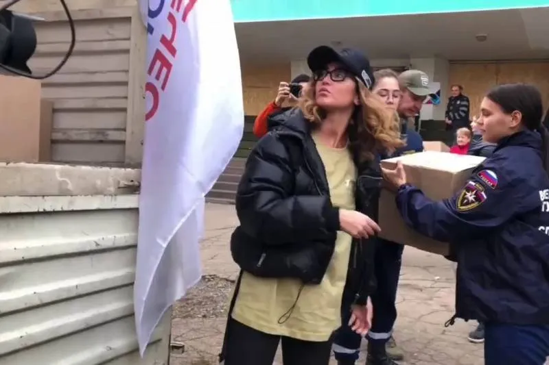 Армия наступает, Бузова приезжает: Донецк сегодня